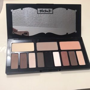 Kat Von D shade and light eye palette